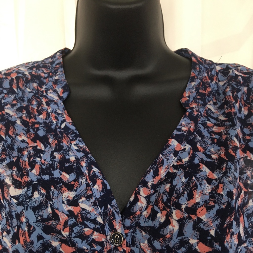 Vee neck 3/4 sleeve